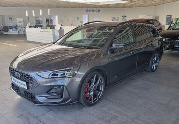 Ford Focus 4.500 km 31.990 &euro; Wipperfuerth 51688