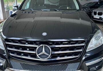 Mercedes-Benz ML 350 173.000 km 14.500 &euro; Bonn 53119