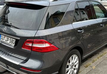 Mercedes-Benz ML 350 280.000 km 10.500 &euro; Wesseling 50389