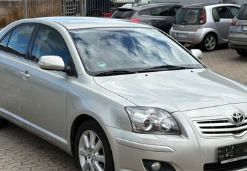 Toyota Avensis 134.120 km 5.950 &euro; Bornheim 53332