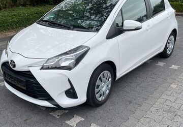 Toyota Yaris 99.035 km 7.200 &euro; Rösrath 51503