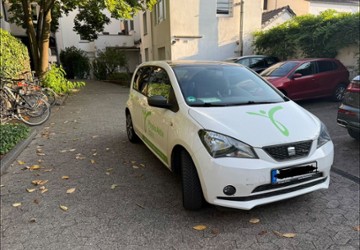 Seat Mii 99.000 km 5.900 &euro; Bonn 53225