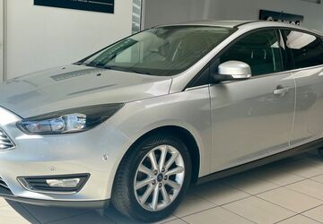 Ford Focus 76.500 km 9.990 &euro; Köln 51067