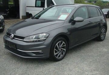 VW Golf 153.000 km 7.750 &euro; Engelskirchen-Loope 51766