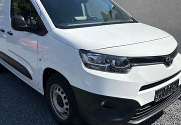 Toyota Proace City 57.100 km 13.700 &euro; Bergisch Gladbach 51469