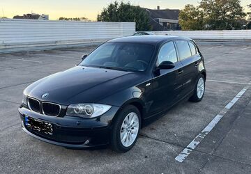 BMW 120 222.000 km 4.900 &euro; Leverkusen 51373