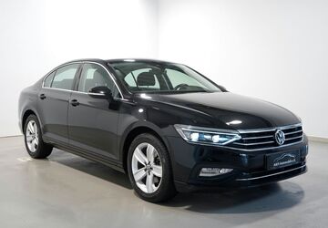 VW Passat 82.404 km 23.990 &euro; Hürth bei Köln 50354