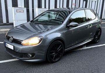 VW Golf 175.000 km 5.899 &euro; Köln 50858
