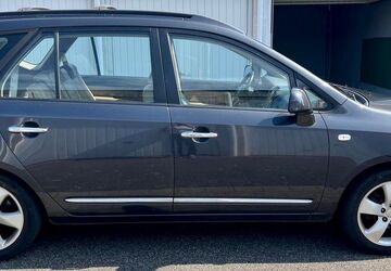 Kia Carens 225.000 km 1.100 &euro; Haan 42781