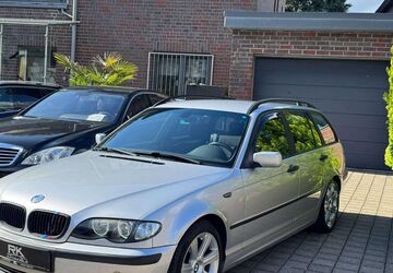 BMW 318 153.000 km 3.500 &euro; Solingen 42651