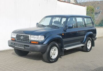 Toyota Land Cruiser 149.000 km 57.900 &euro; Köln 50739