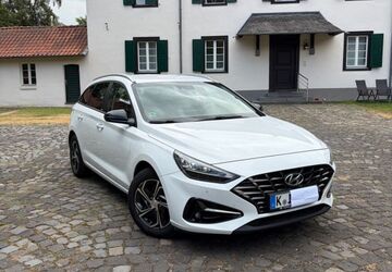 Hyundai i30 196.390 km 8.000 &euro; Köln 51067
