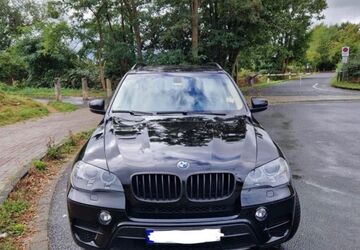 BMW X5 275.000 km 9.400 &euro; Köln 51109