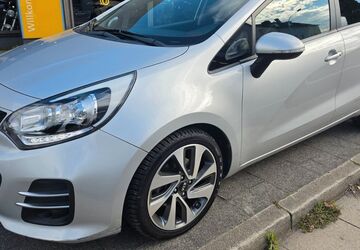 Kia Rio 36.523 km 9.950 &euro; Brühl 50321