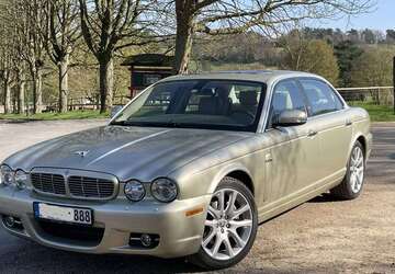 Jaguar XJ8 97.750 km 22.250 &euro; Bonn, Stadt 53227
