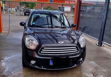 Mini Countryman D (Cooper) 173.000 km 6.899 &euro; Köln 50827