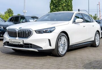 BMW i5 10.847 km 51.995 &euro; Köln-West 50858