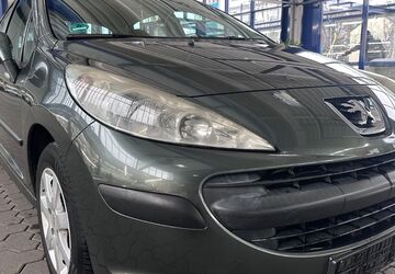 Peugeot 207 166.000 km 2.500 &euro; Köln 50997