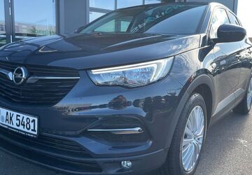 Opel Grandland (X) 94.418 km 10.900 &euro; Bonn 53119