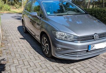 VW Golf Sportsvan 71.500 km 11.490 &euro; Wiehl 51674