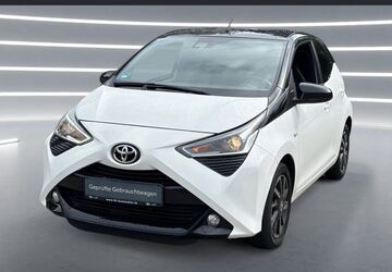 Toyota Aygo (X) 30.958 km 12.490 &euro; Remscheid 42859