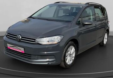 VW Touran 139.081 km 18.980 &euro; Köln-Mülheim 51063