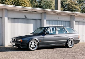 BMW 525 226.000 km 22.525 &euro; Bonn 53129