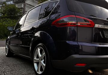 Ford S-Max 156.000 km 5.399 &euro; Köln 51149