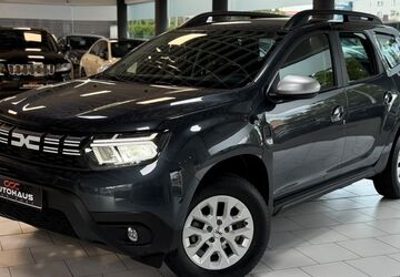 Dacia Duster 66.785 km 16.490 &euro; Köln 51149