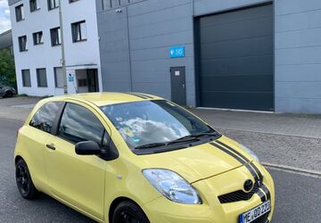 Toyota Yaris 195.341 km 2.100 &euro; Haan 42781