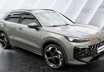VW T-Roc 9.800 km 41.850 &euro; Köln-Riehl 50735