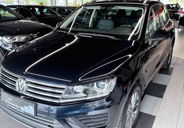 VW Touareg 348.000 km 8.950 &euro; Köln 51103