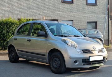 Nissan Micra 129.000 km 1.950 &euro; Solingen 42653