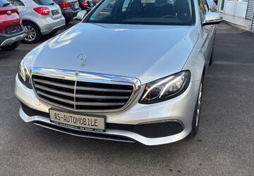 Mercedes-Benz E 200 59.671 km 22.990 &euro; Bergisch-Gladbach 51469