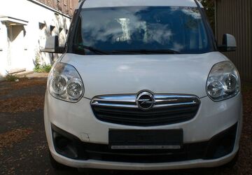 Opel Combo 104.000 km 5.600 &euro; Köln 50735