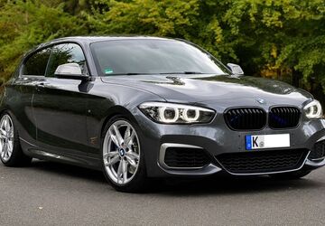 BMW M140i 83.000 km 37.799 &euro; Köln 51145