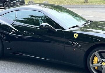 Ferrari California 31.600 km 117.500 &euro; Bonn 53119