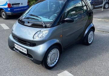 Smart ForTwo 20.000 km 2.690 &euro; Köln 50735