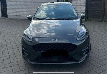 Ford Fiesta 38.000 km 15.800 &euro; Köln 50733