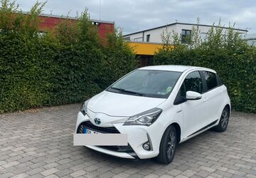 Toyota Yaris 69.000 km 13.500 &euro; Alfter 53347