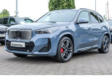 BMW iX1 94.602 km 41.490 &euro; Köln-West 50858