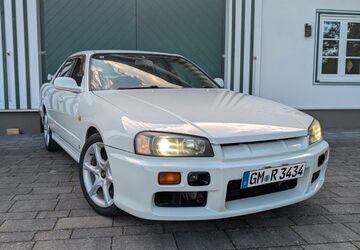 Nissan Skyline 178.000 km 24.990 &euro; Hückeswagen 42499